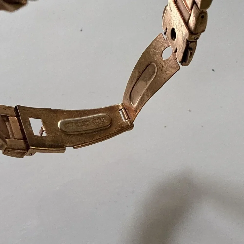 Vivani Womens Quartz VTG Rare Watch AW-804-125 Rose Gold Tone Bracelet